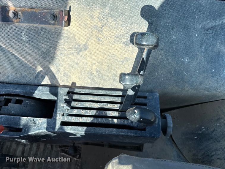 image for item DZ8972 1973 John Deere 4230 tractor