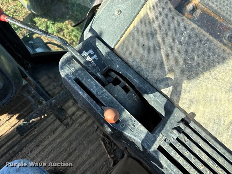 image for item DZ8972 1973 John Deere 4230 tractor