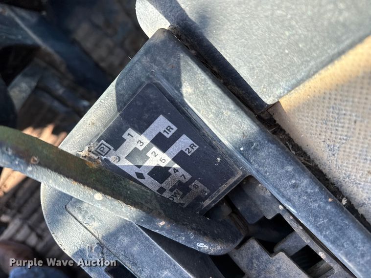 image for item DZ8972 1973 John Deere 4230 tractor