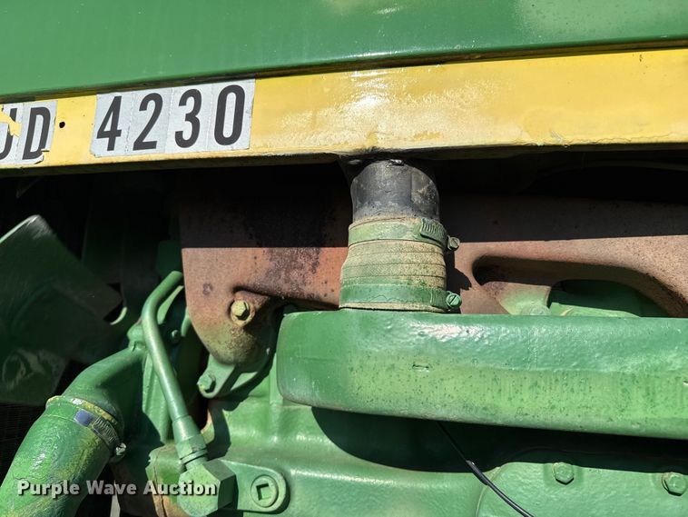 image for item DZ8972 1973 John Deere 4230 tractor