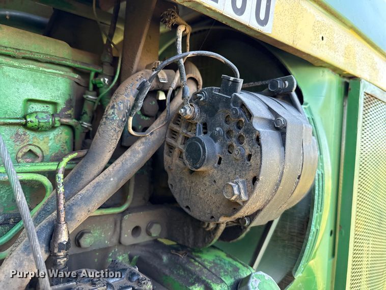 image for item DZ8972 1973 John Deere 4230 tractor