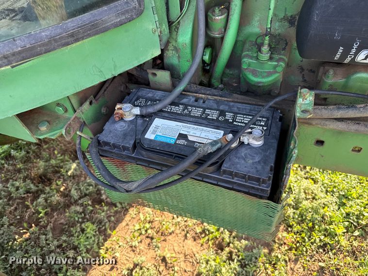 image for item DZ8972 1973 John Deere 4230 tractor