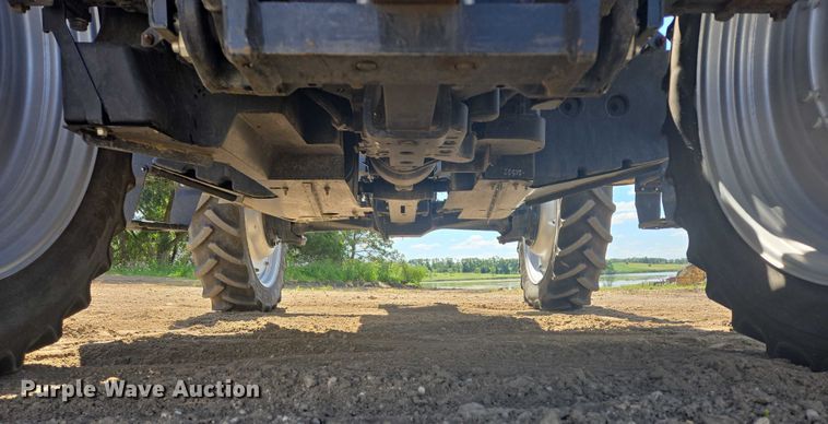 image for item EB1012 2023 Case IH Puma 185 MFWD tractor