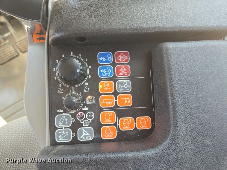 image for item EB1012 2023 Case IH Puma 185 MFWD tractor