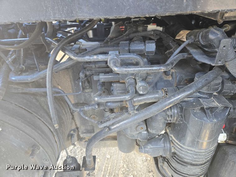 image for item EB1012 2023 Case IH Puma 185 MFWD tractor