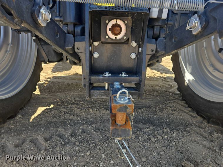 image for item EB1012 2023 Case IH Puma 185 MFWD tractor