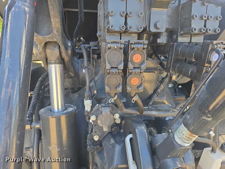 image for item EB1012 2023 Case IH Puma 185 MFWD tractor