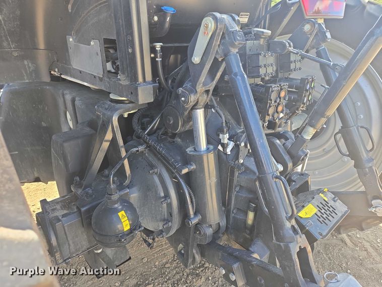 image for item EB1012 2023 Case IH Puma 185 MFWD tractor