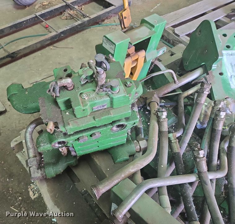 image for item EB1013 John Deere scraper hitch