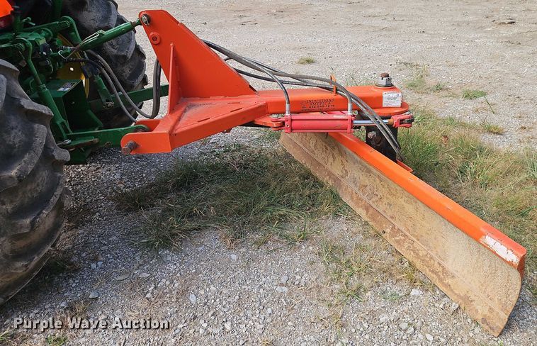 image for item EB8222 2012 John Deere 5065E tractor