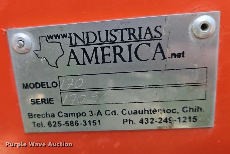 image for item EB8222 2012 John Deere 5065E tractor