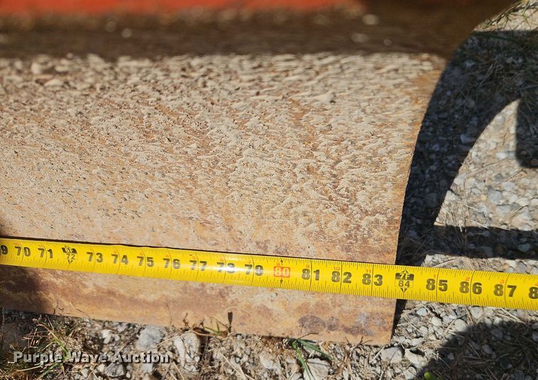 image for item EB8222 2012 John Deere 5065E tractor