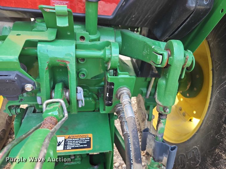 image for item EB8222 2012 John Deere 5065E tractor