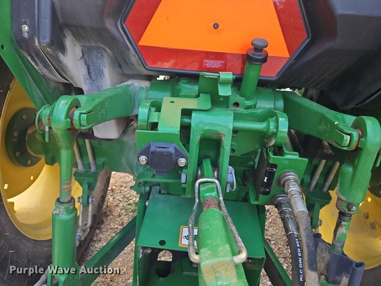 image for item EB8222 2012 John Deere 5065E tractor