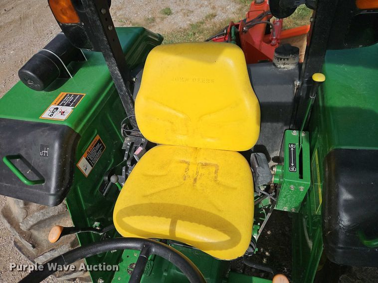 image for item EB8222 2012 John Deere 5065E tractor