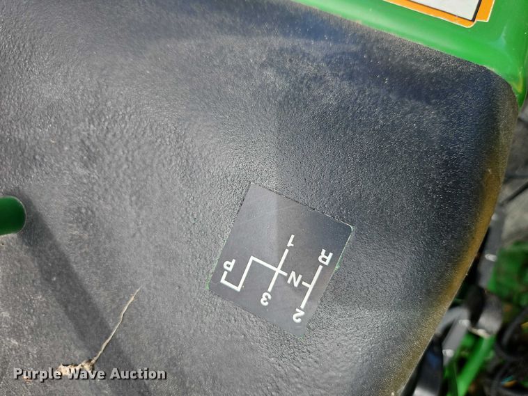 image for item EB8222 2012 John Deere 5065E tractor