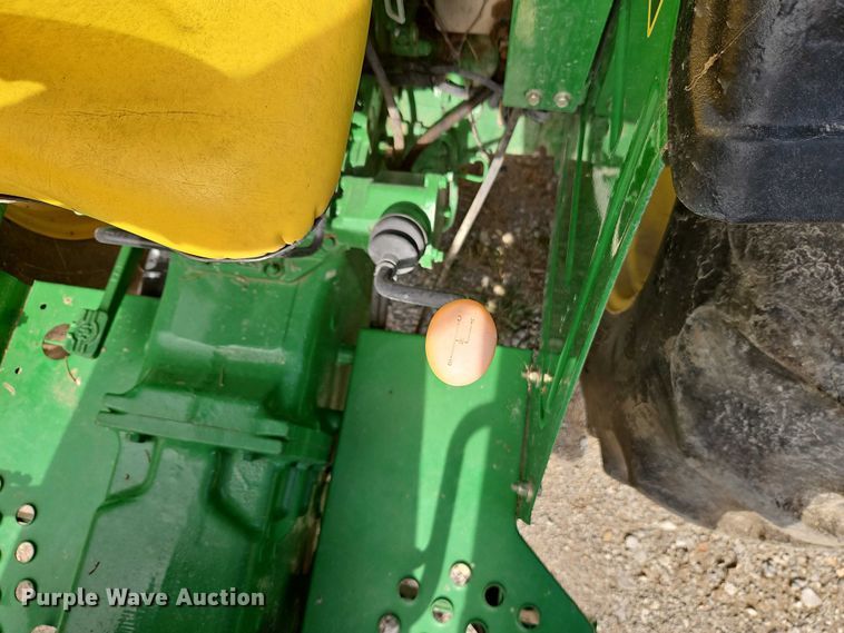 image for item EB8222 2012 John Deere 5065E tractor