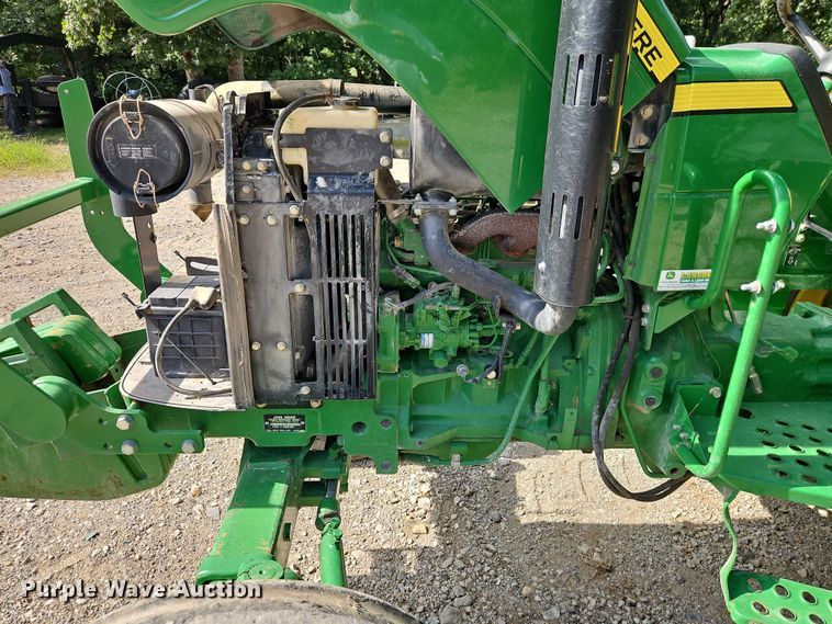 image for item EB8222 2012 John Deere 5065E tractor