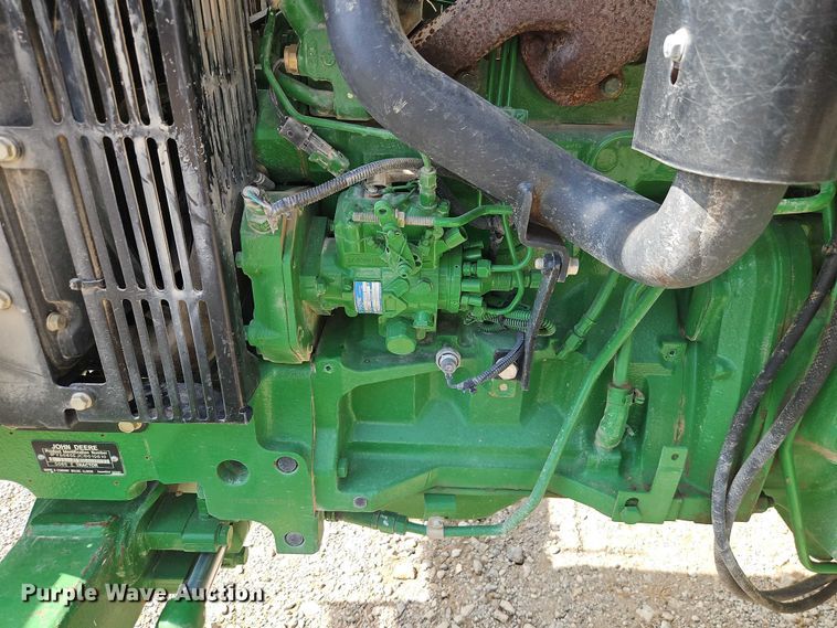 image for item EB8222 2012 John Deere 5065E tractor