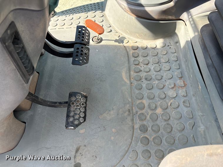 image for item EC4399 2007 Deutz-Fahr Agrotron 265 MFWD tractor