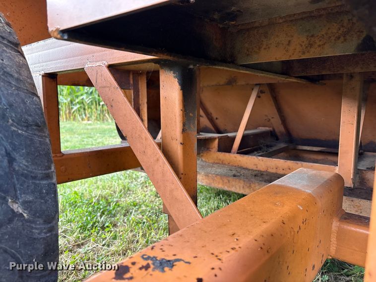 image for item EC4400 Kelly Ryan 2W-02 silage bagger