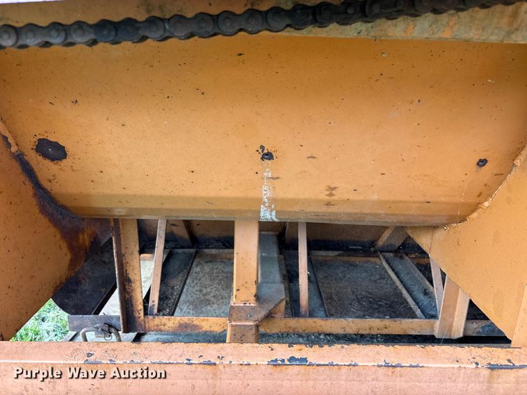 image for item EC4400 Kelly Ryan 2W-02 silage bagger