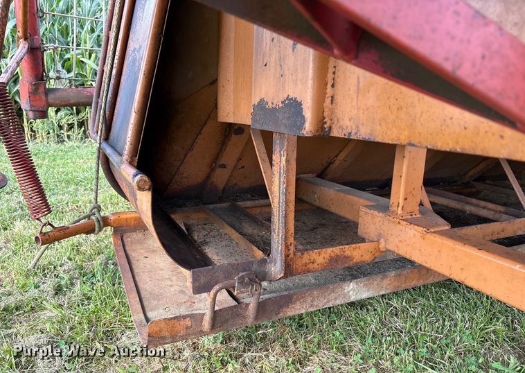 image for item EC4400 Kelly Ryan 2W-02 silage bagger