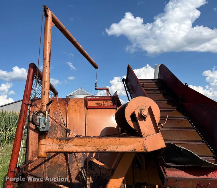 image for item EC4400 Kelly Ryan 2W-02 silage bagger