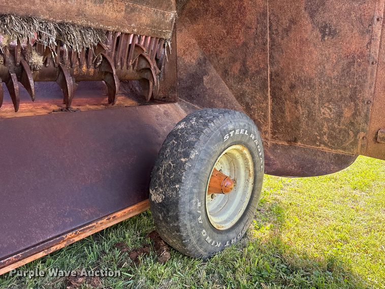 image for item EC4400 Kelly Ryan 2W-02 silage bagger