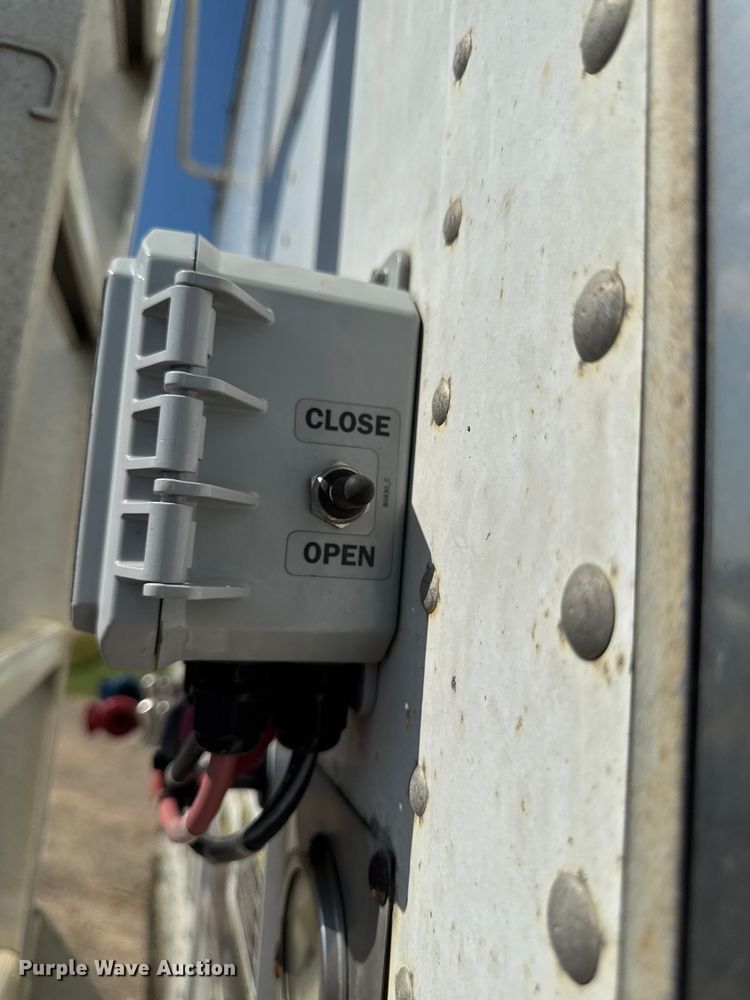 image for item ED1487 2017 Timpte Super Hopper grain trailer