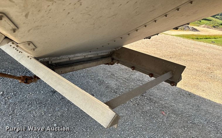 image for item ED1487 2017 Timpte Super Hopper grain trailer