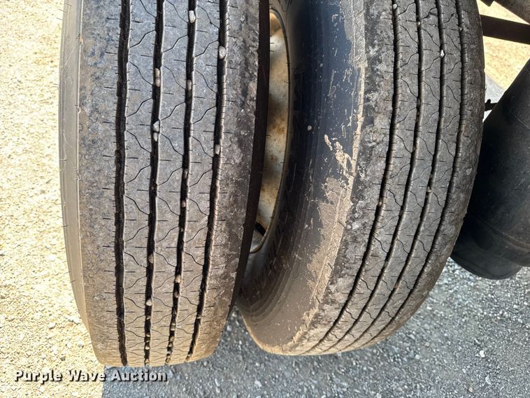 image for item ED1487 2017 Timpte Super Hopper grain trailer