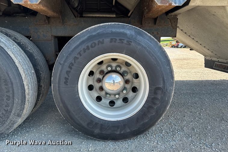 image for item ED1487 2017 Timpte Super Hopper grain trailer