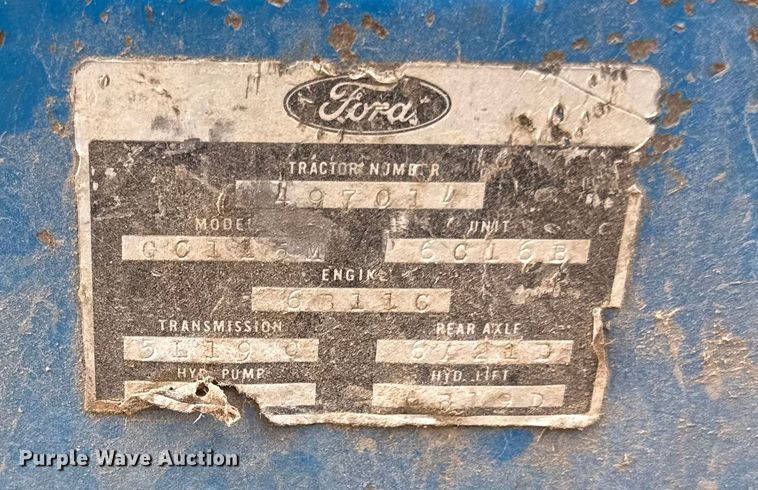image for item ED4414 1976 Ford 8600 tractor