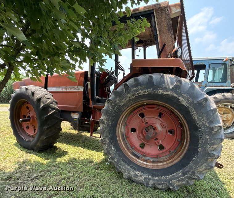 image for item ED4415 1980 International Harvester 3588 4WD tractor