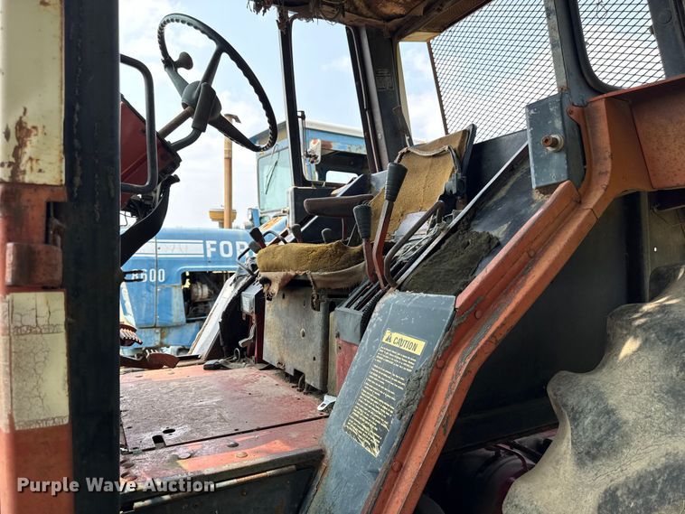 image for item ED4415 1980 International Harvester 3588 4WD tractor