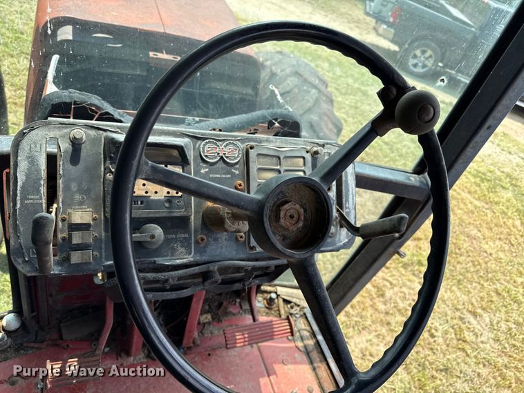 image for item ED4415 1980 International Harvester 3588 4WD tractor