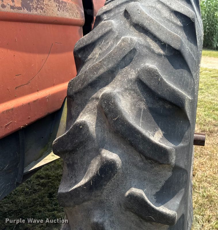 image for item ED4415 1980 International Harvester 3588 4WD tractor