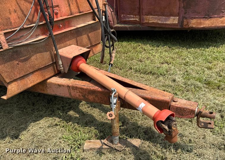 image for item ED4416 Butler Ensilmixer feed mixer