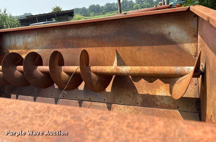 image for item ED4416 Butler Ensilmixer feed mixer