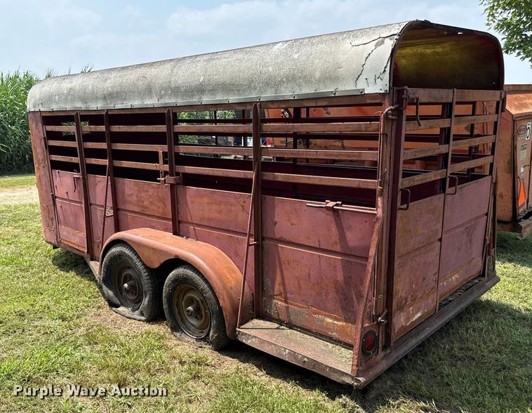 image for item ED4417 Livestock trailer