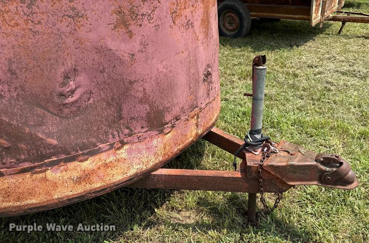 image for item ED4417 Livestock trailer