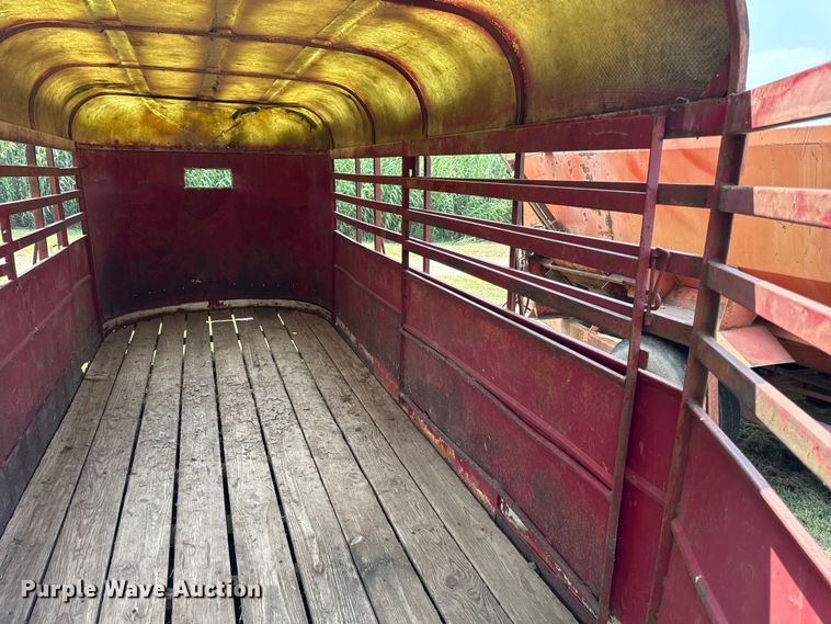 image for item ED4417 Livestock trailer