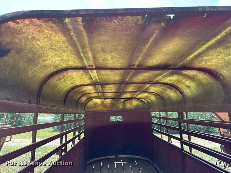 image for item ED4417 Livestock trailer