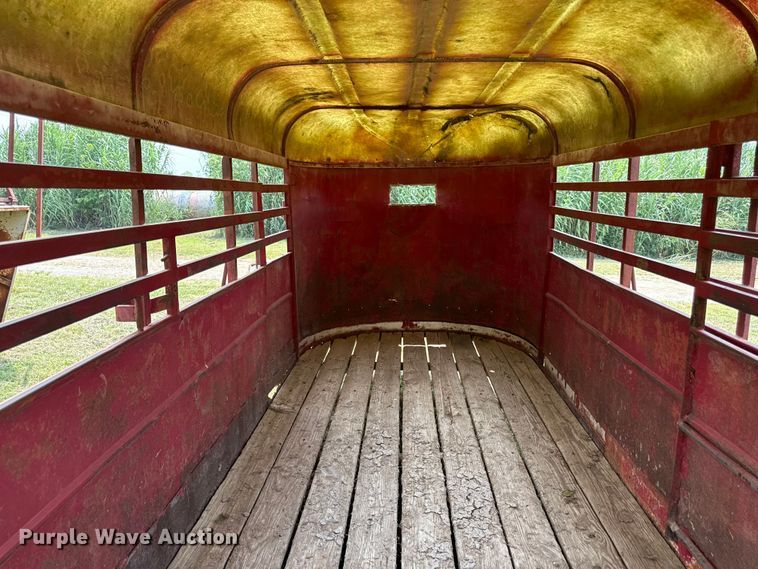 image for item ED4417 Livestock trailer