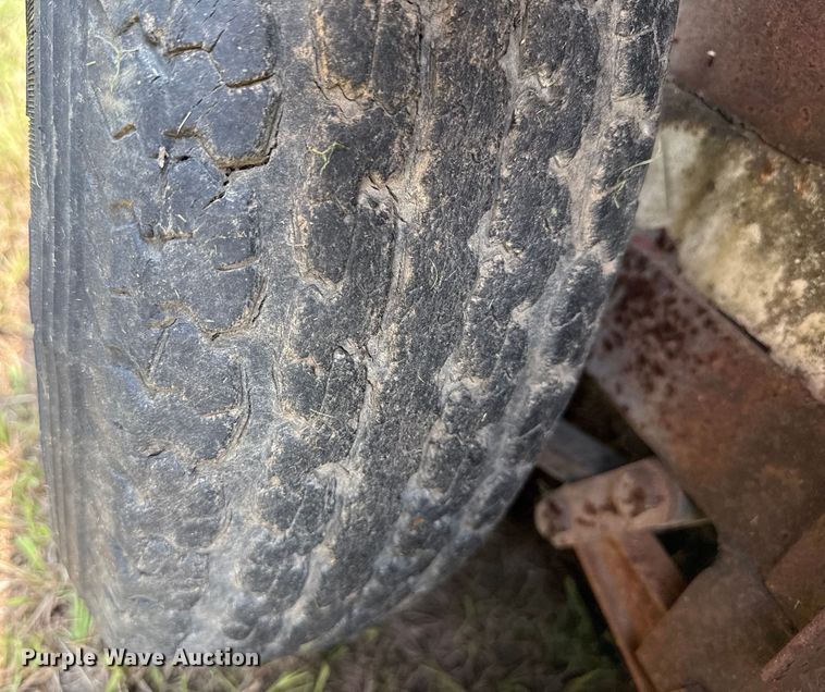 image for item ED4417 Livestock trailer