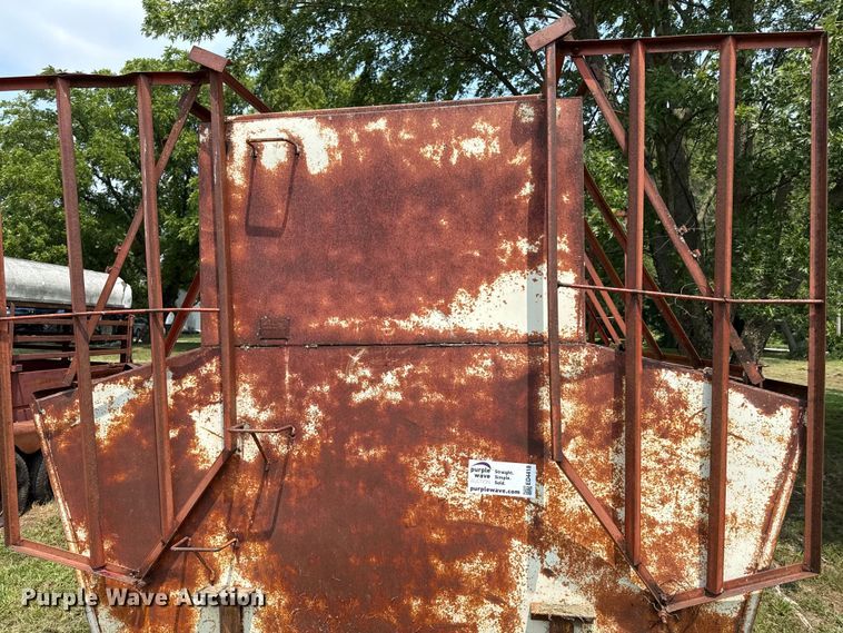 image for item ED4418 Apache creep feeder