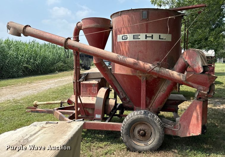 image for item ED4419 Gehl 65MX feed grinder/mixer