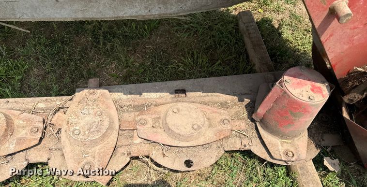 image for item ED4420 Gehl DM1165 disc mower