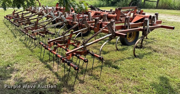 image for item ED4421 Wil-Rich field cultivator